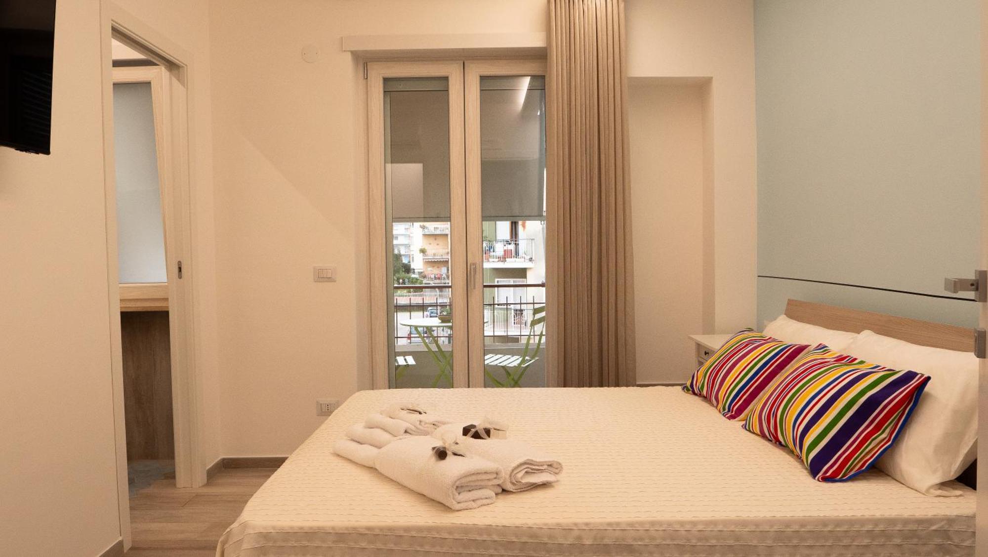Wanderlust Guesthouse Гаета Екстер'єр фото