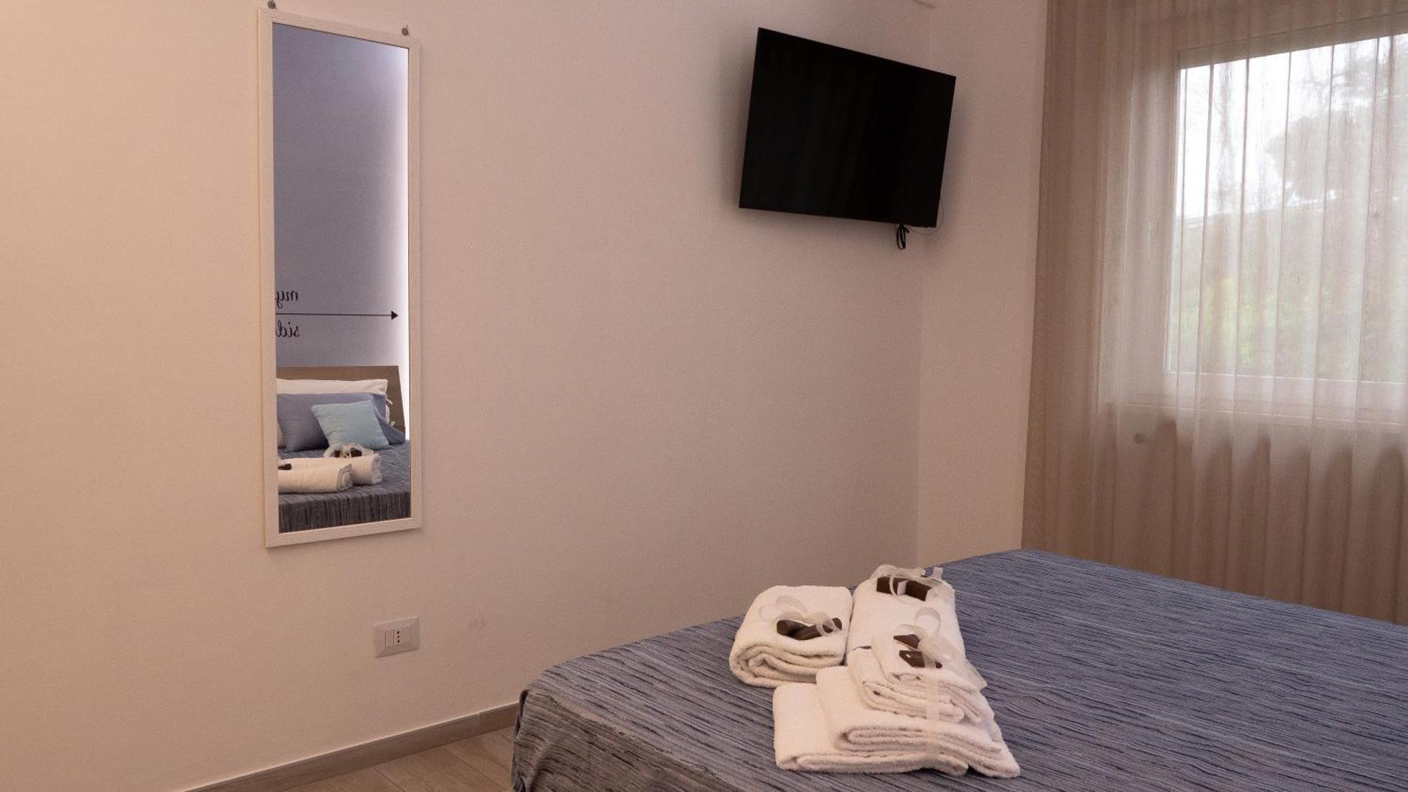 Wanderlust Guesthouse Гаета Екстер'єр фото